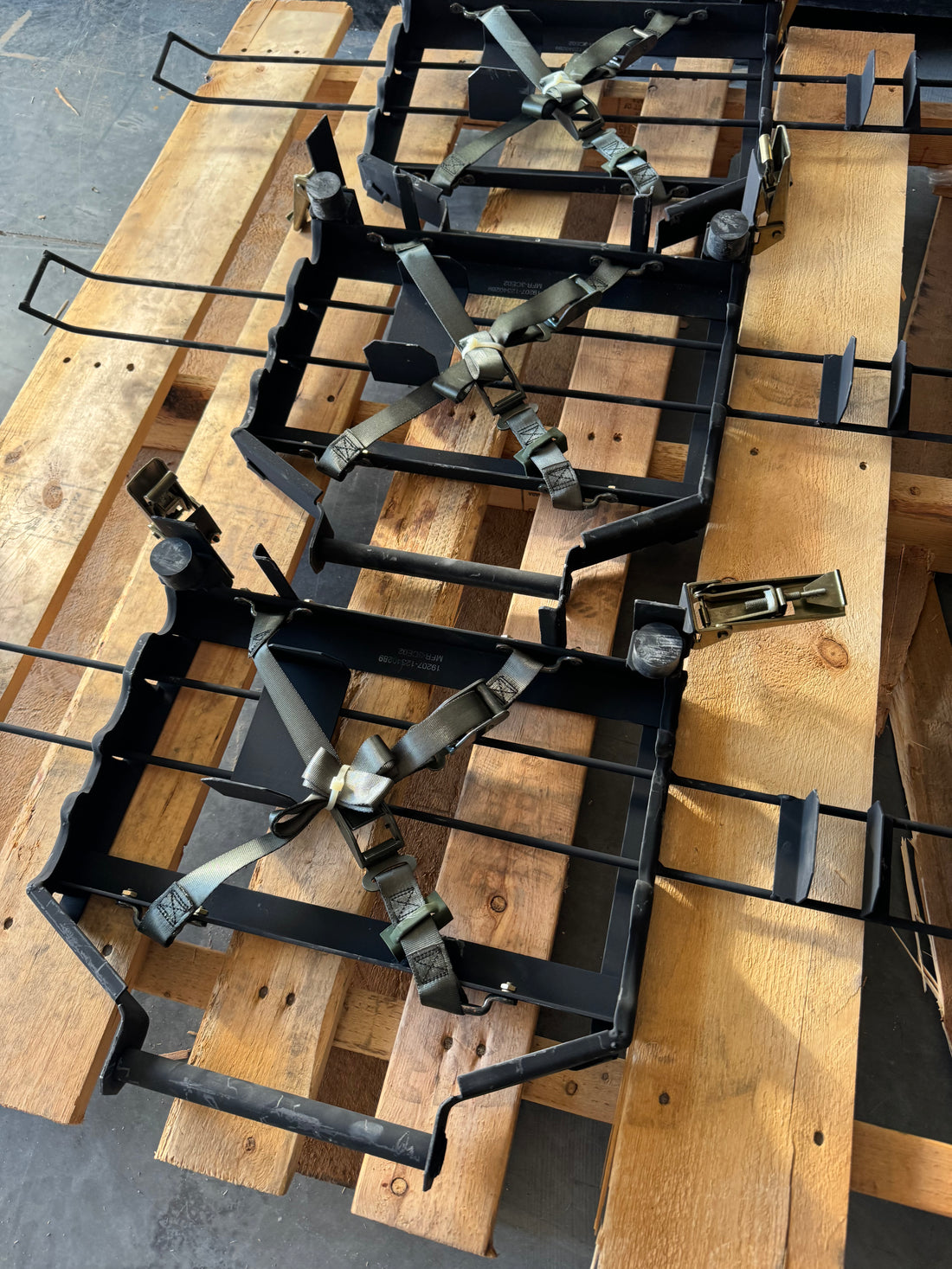 Hmmwv 4x4 Pioneer Tool Kit Rack